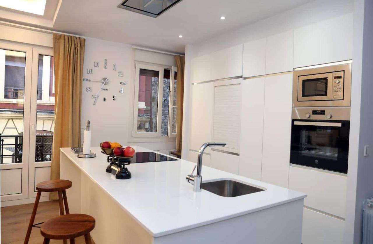 Apartmán Piso Reformado A 2 Min Del Casco Viejo Con Garaje Gratis Bilbao Exteriér fotografie